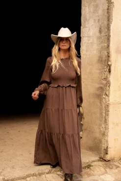 ROBE HANEIA