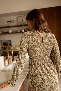 ROBE LYLOU