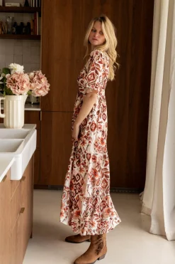 ROBE NOMA