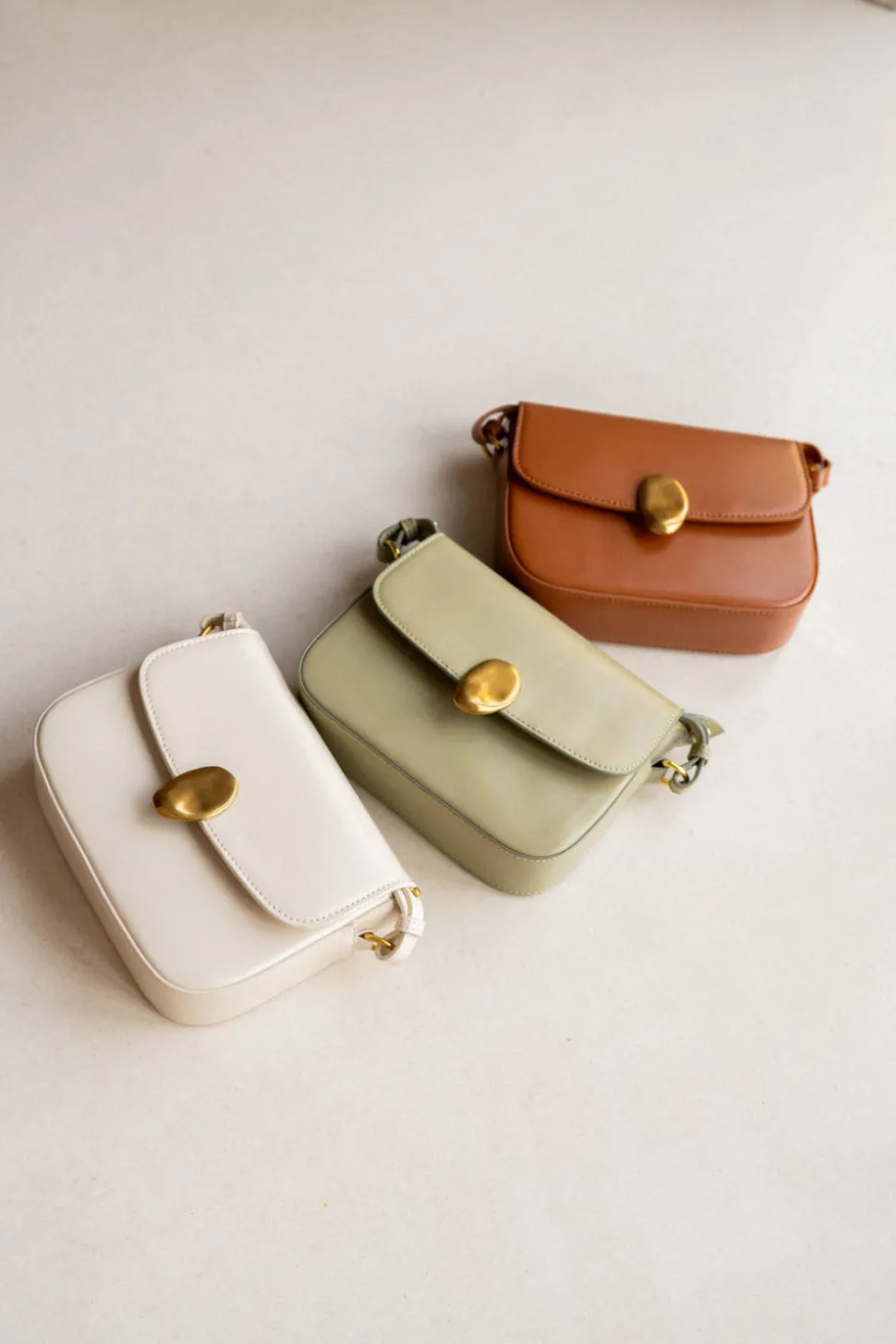 SAC VIOLAINE