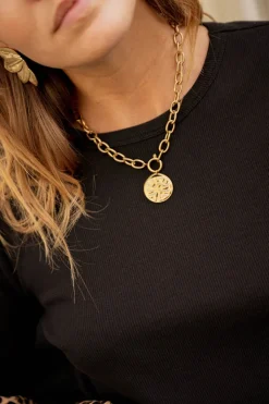 COLLIER LUCIE